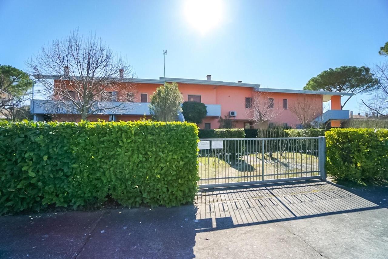 Villaggio Le Ginestre Bibione Esterno foto