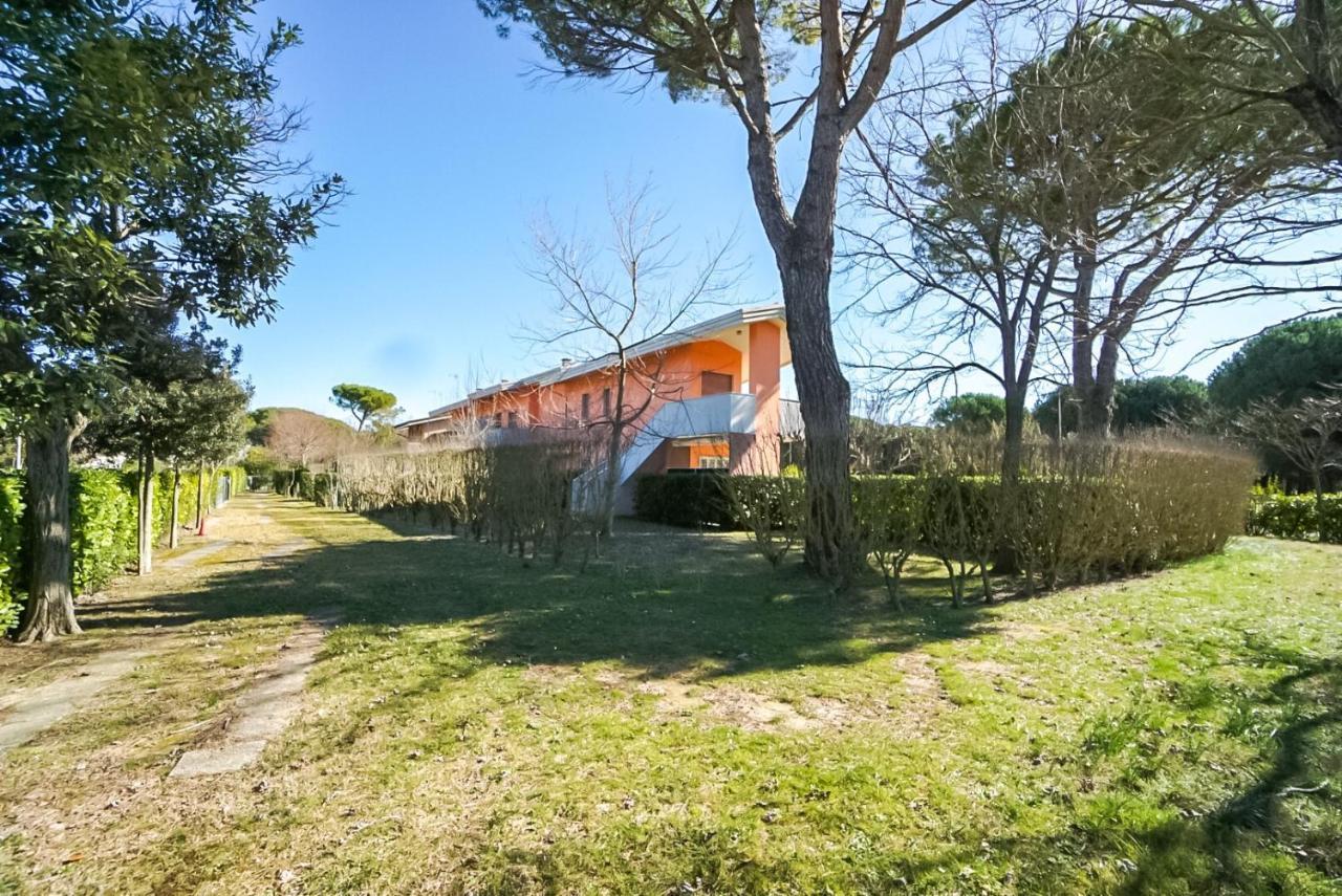Villaggio Le Ginestre Bibione Esterno foto